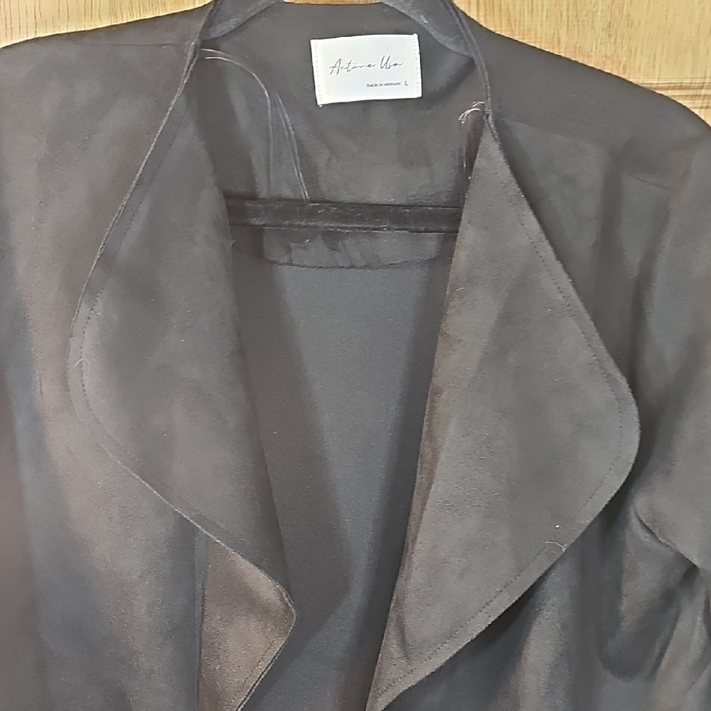 Active USA Classic Black Trench Coat - Picture 8 of 9